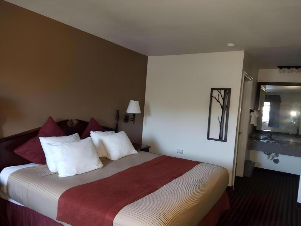 Best Western Johnson City Inn Zewnętrze zdjęcie