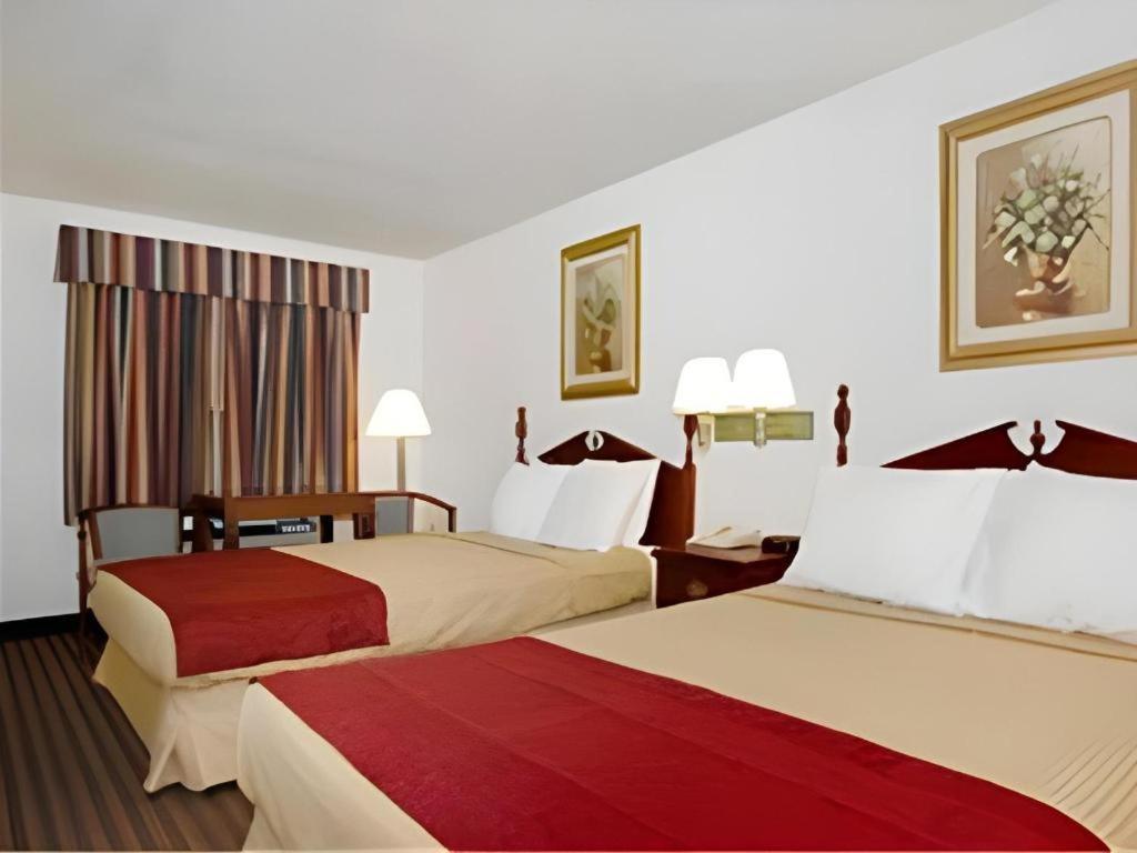 Best Western Johnson City Inn Zewnętrze zdjęcie
