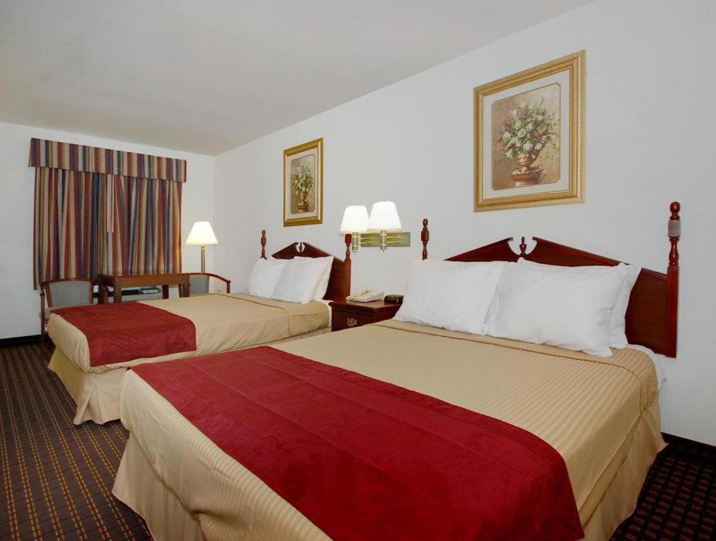 Best Western Johnson City Inn Zewnętrze zdjęcie